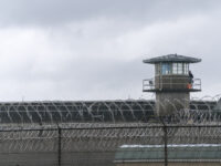 guard tower barbed wire fence boundary federal pri 2021 08 26 22 38 06 utc copia