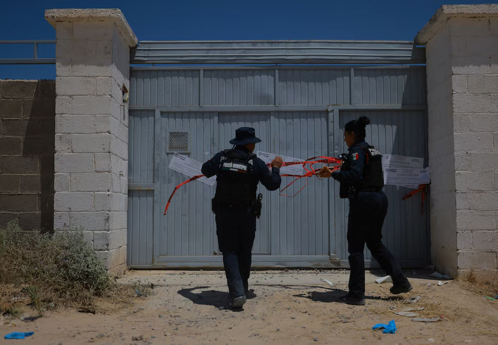 Autoridades tienen 61 posibles identificados de fallecidos en crematorio Plenitud