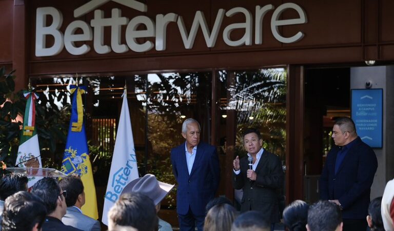 Gobernador Pablo Lemus fortalece vínculo con empresarios en visita a Betterware