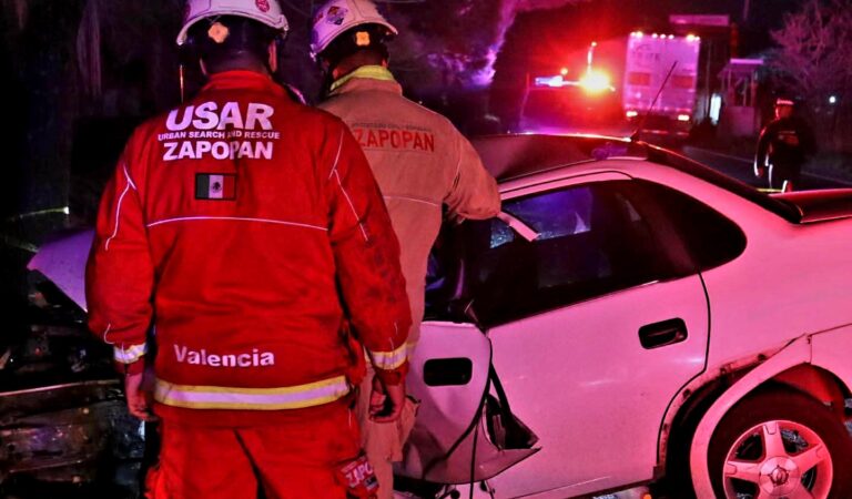 Muere joven conductora tras chocar contra árbol en Carretera a Nogales, Zapopan