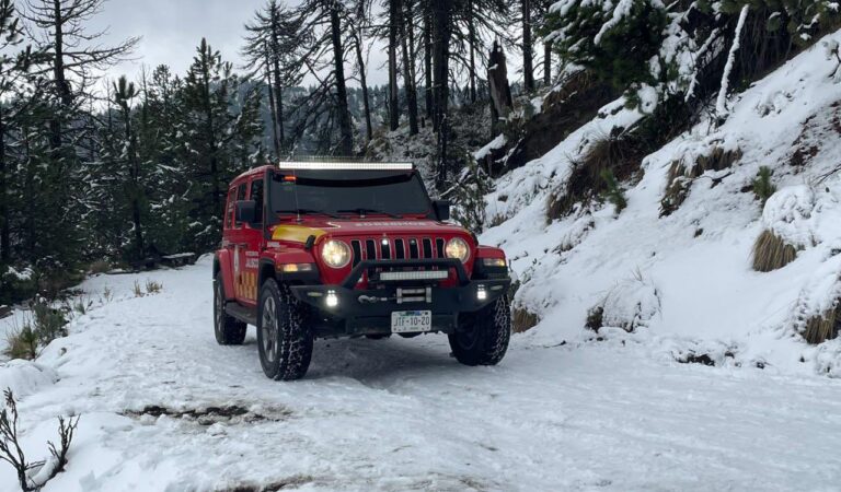 Cierran acceso al Nevado de Colima por saturación vehicular