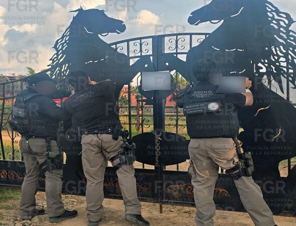 FGR asegura arsenal en rancho de La Manzanilla de la Paz