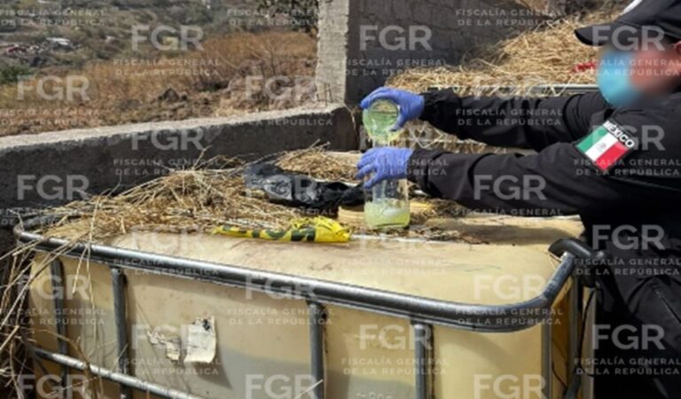 Aseguran más de 8 mil litros de hidrocarburo en Tlajomulco