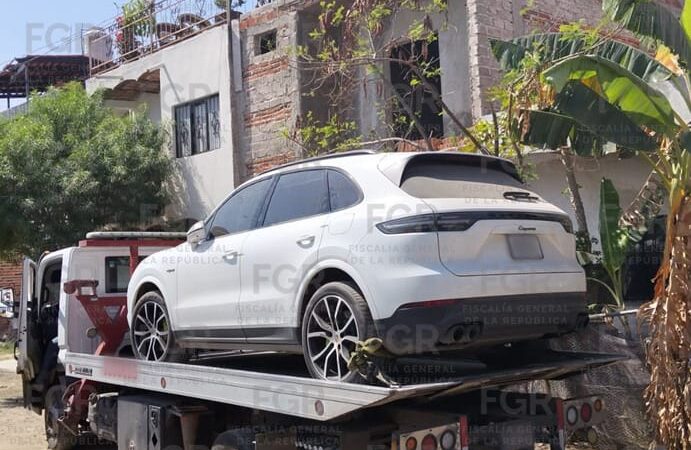 Cateo en Tequila deja armas, granadas y equipo táctico asegurado