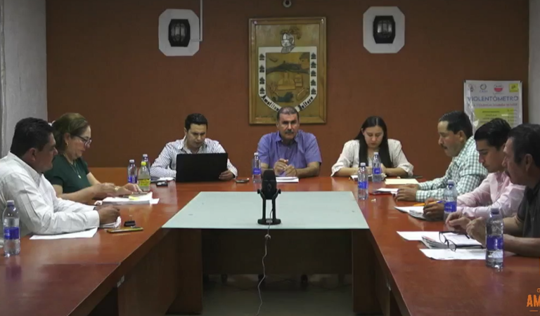 Aprueban cambios de uso de suelo y compra de patrullas en Amatitán.