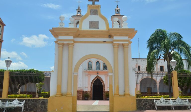 Cabildo de San Juanito aprueba pavimentaciones; antenas 4G quedan en análisis