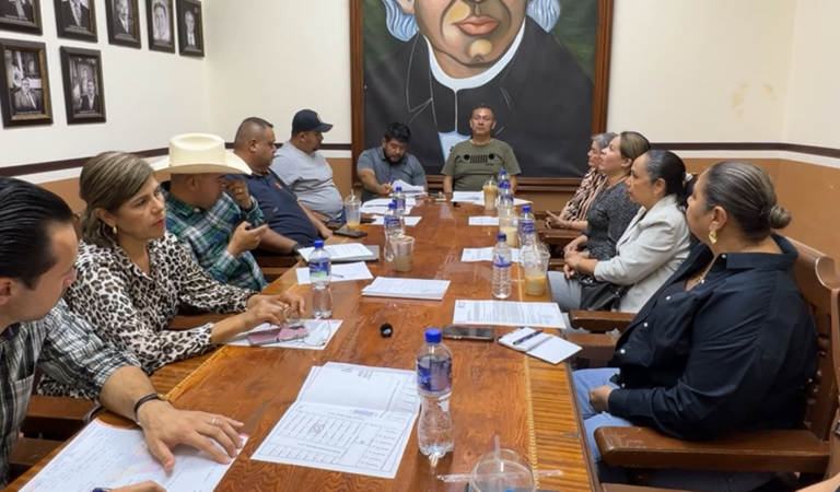 Cabildo de Ahualulco aprueba jubilación y turna iniciativas a comisión