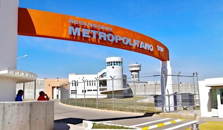 Trasladan a 16 reos de alta peligrosidad de Jalisco al penal del Altiplano