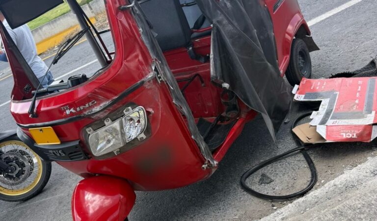 Choque entre motocicleta y mototaxi deja 3 lesionados en El Mirador