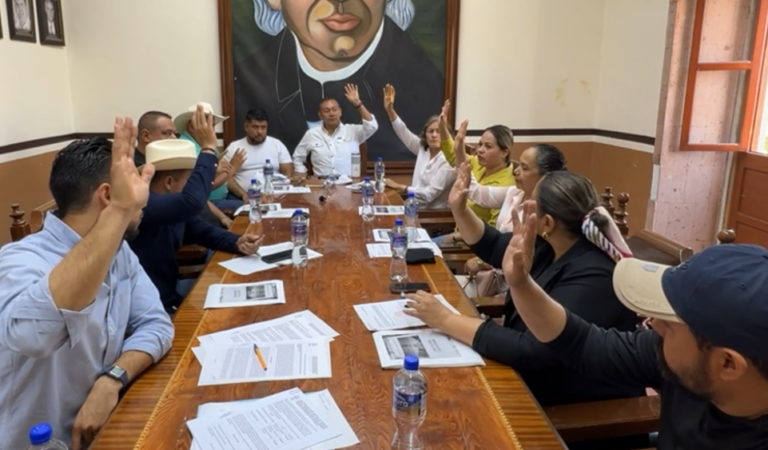 Ahualulco de Mercado aprueba apoyos escolares y refuerza estrategia ambiental