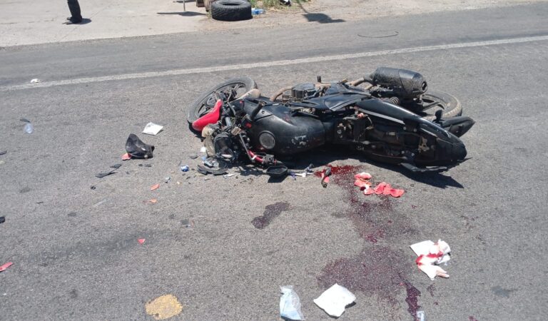 Motociclista grave tras accidente en Ahualulco de Mercado.