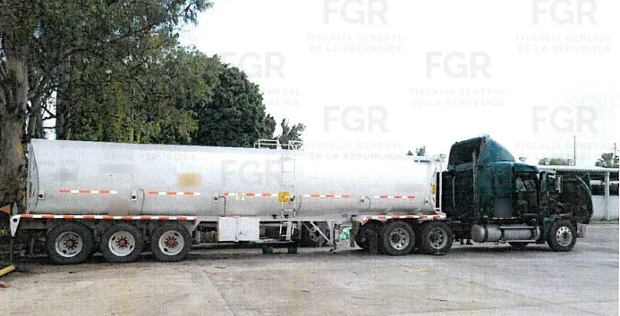 FGR investiga aseguramiento de 36 mil litros de hidrocarburo en Tala