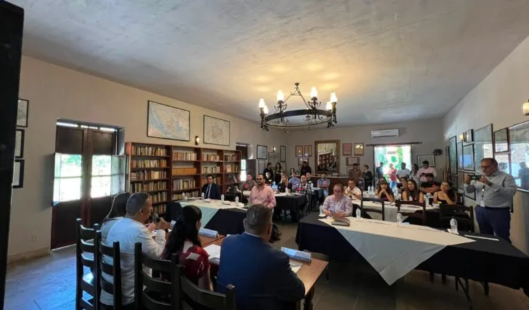 Ahualulco de Mercado reúne a municipios para fortalecer las finanzas públicas rumbo a 2027