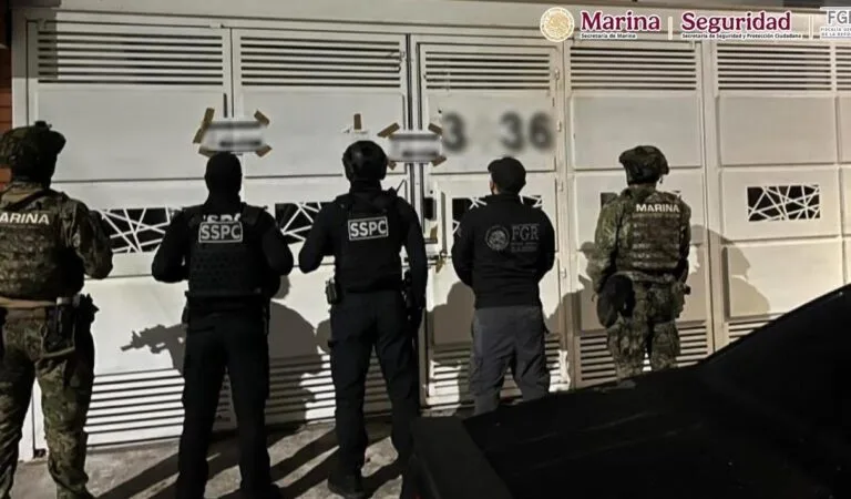 Seis detenidos y un importante arsenal asegurado tras tres cateos simultáneos en Zapopan