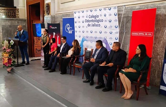 “Apadrina una Sonrisa” busca llevar atención dental gratuita a niñas, niños y adolescentes vulnerables
