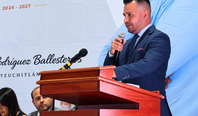 Presidente de Teuchitlán presenta avances en obra, seguridad y reactivación económica en Segundo Informe