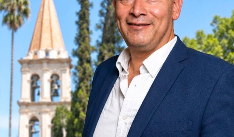 Bladimir Arreola levanta la mano por el Distrito 1 Jalisco, rumbo a 2027