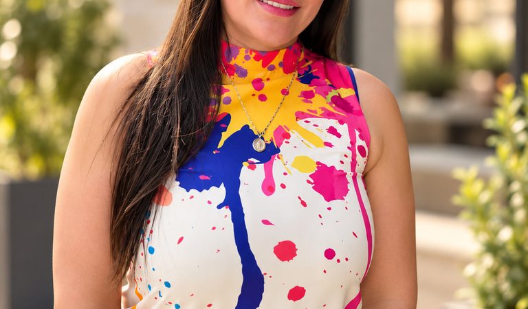Gaby Jovita Rodríguez levanta la mano rumbo al proceso electoral de 2027 en Tala