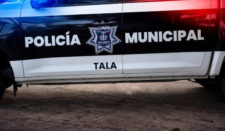 Localizan a mujer sin vida en la vía pública en Tala; se desconocen las causas de su muerte