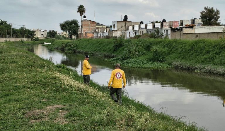 Reanudan búsqueda de hombre que se lanzó al canal de Las Pintas en Tlajomulco